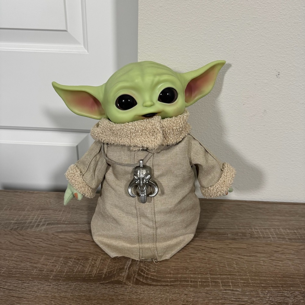 Star Wars The Mandalorian Grogu Plush Toy Mattel HCN41 The Child with Necklace